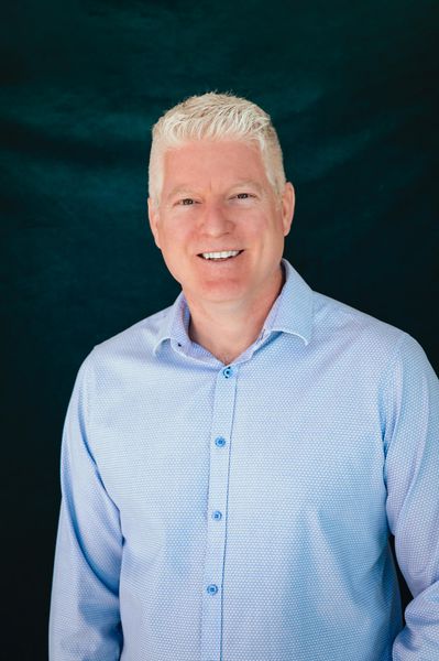 Jason MacDonald, Associate